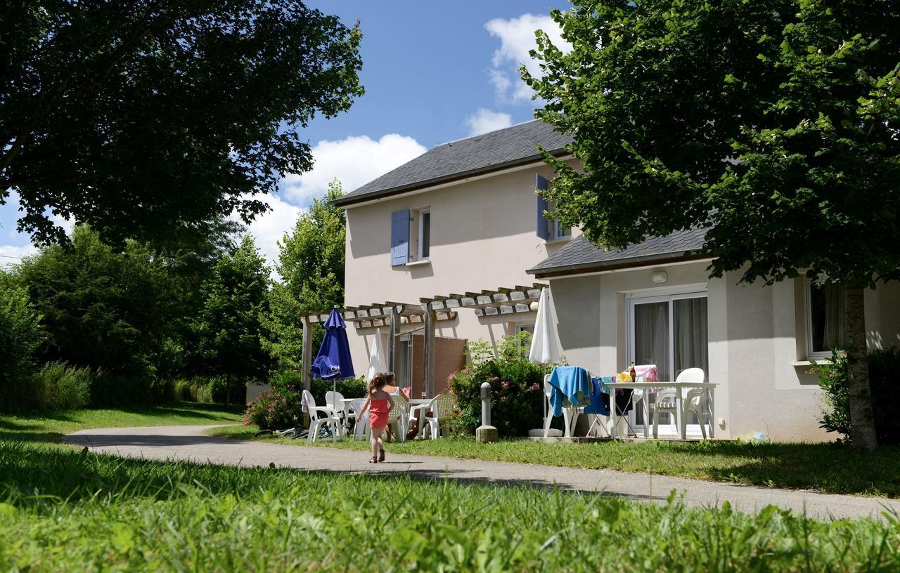 Residence Odalys Le Hameau Du Lac Rignac  Exterior foto