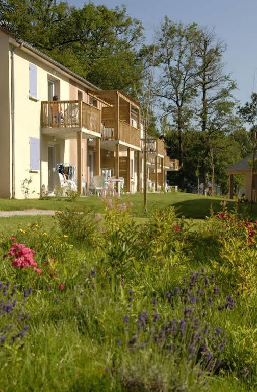 Residence Odalys Le Hameau Du Lac Rignac  Exterior foto